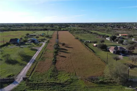 22221 N Valverde Rd, Edinburg, TX 78542