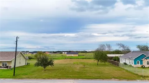 2704 Cardinal Dr, Weslaco, TX 78599