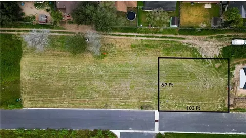 8 North Pleasantview Drive, Weslaco, TX 78599