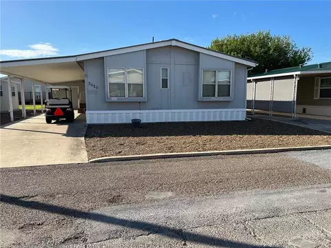 3020 Boca Chica Dr, Weslaco, TX 78596