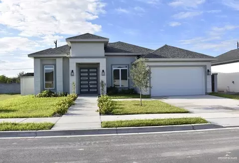 5104 W Burberry St, Edinburg, TX 78541