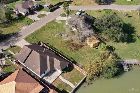 957 Kika De La Garza Blvd, La Joya, TX 78560