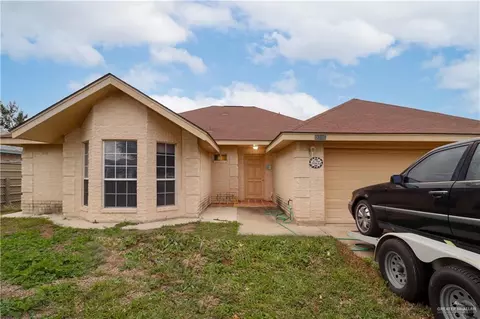 2318 Yellow Rose Dr, Edinburg, TX 78539