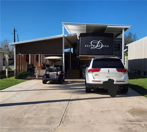 2432 Bobolink Cir W, Palmview, TX 78572