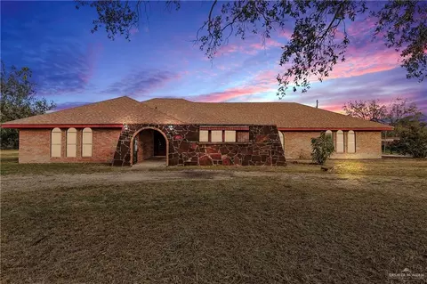 903 S Border Ave, Weslaco, TX 78596