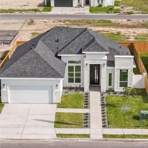812 N Trinity St, Edinburg, TX 78541