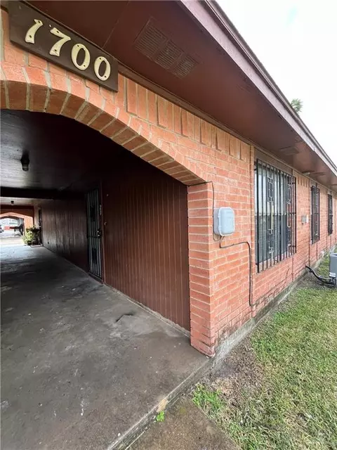 1700 E 23rd St #21, Mission, TX 78574