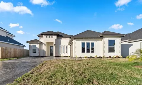 2103 King Dr, Weslaco, TX 78596