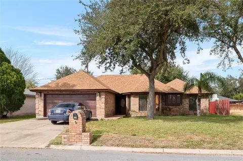 1205 S Cherry Blossom Cir, Weslaco, TX 78596