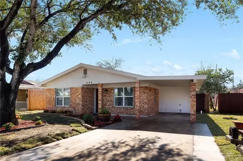 806 E 1st St, Mission, TX 78572