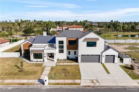 8816 N 9th St, Mcallen, TX 78504