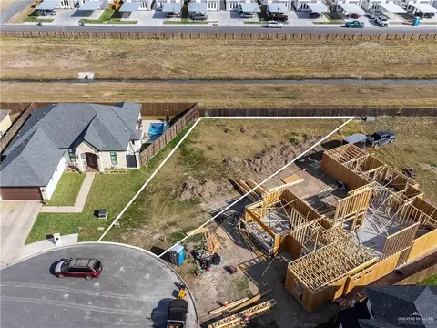 5102 N Robin Ave, Pharr, TX 78577