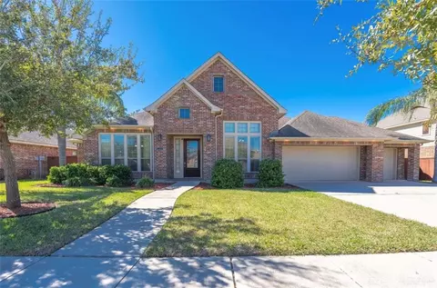 2406 San Alejandro St, Mission, TX 78572