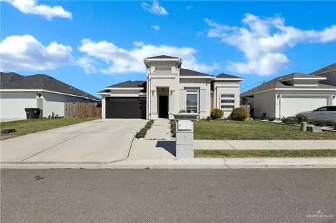 1902 W 27th St, Mission, TX 78574