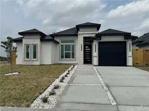 1109 E Costa Del Sol Ave, Edinburg, TX 78542