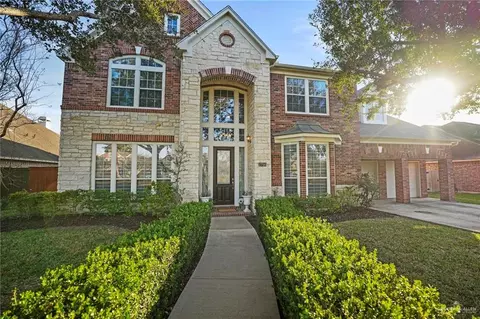 2700 San Carlos St, Mission, TX 78572
