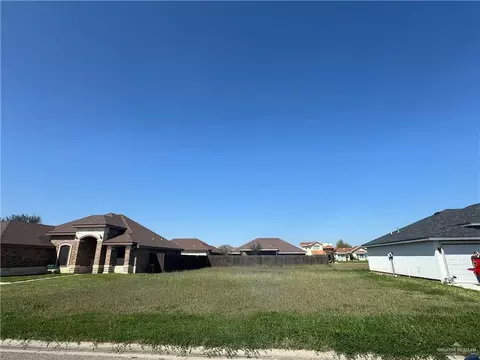 101 Ginger Ave, Weslaco, TX 78596