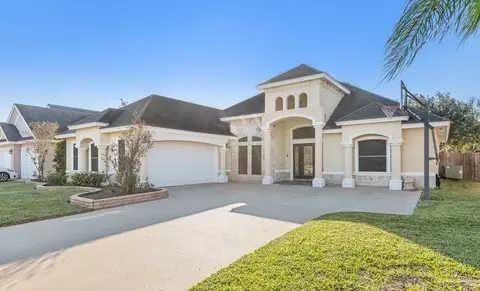 2905 Westchester Ln, Harlingen, TX 78550