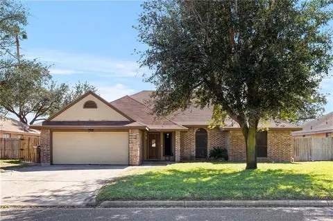 2212 Park Place Dr, Edinburg, TX 78539