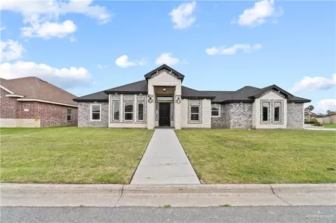 6114 Willow Wood Ln, Harlingen, TX 78552