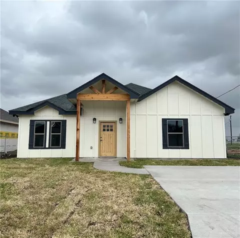 689 Heaven St, Weslaco, TX 78599