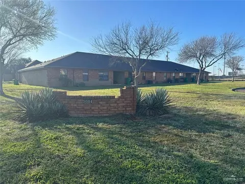 3004 Ashley Cir #4, Pharr, TX 78577