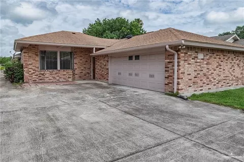 835 Nada Dr, Alamo, TX 78516