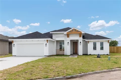 321 Brooks Cir S, La Feria, TX 78559