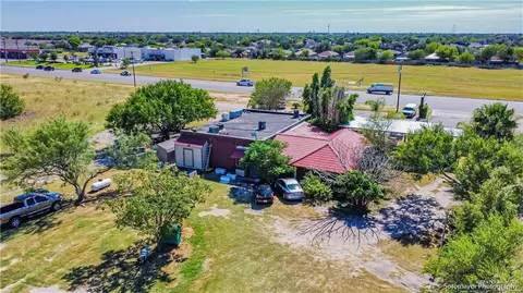 1209 E Nolana Loop, Pharr, TX 78577 photo 8