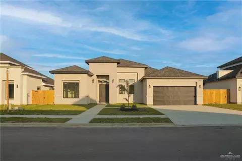 6902 Woodstock Dr, Brownsville, TX 78526