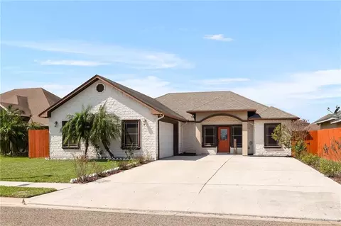 7516 Florida Pine St, Brownsville, TX 78526