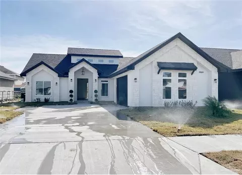 7525 Waverly Dr, Brownsville, TX 78521