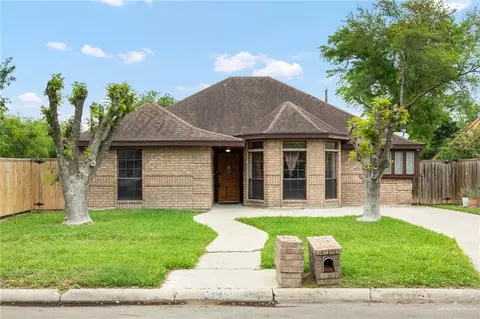 1306 Date Palm St, Alamo, TX 78516