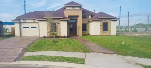 817 Quarry Dr, Alton, TX 78573