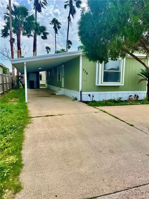 734 Scarlet Dr, Pharr, TX 78577