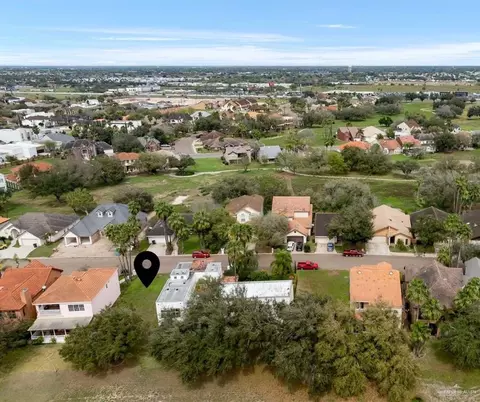 2105 Sabinal St, Mission, TX 78572