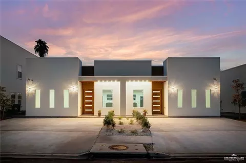 1603 W B St, Mission, TX 78572