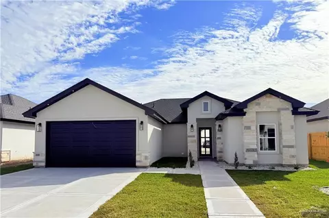 1012 Broken Arrow Dr, Alamo, TX 78516