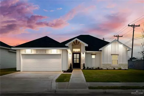 1000 Broken Arrow Dr, Alamo, TX 78516