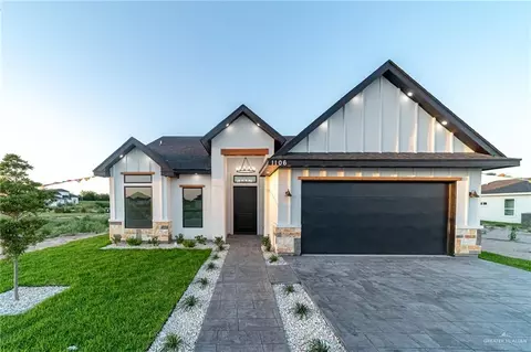 1106 Azalea St, Mission, TX 78573