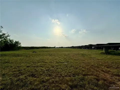 613 N Glasscock Rd, Alton, TX 78573