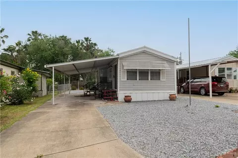 706 E Tropical Circle Dr, Mission, TX 78572