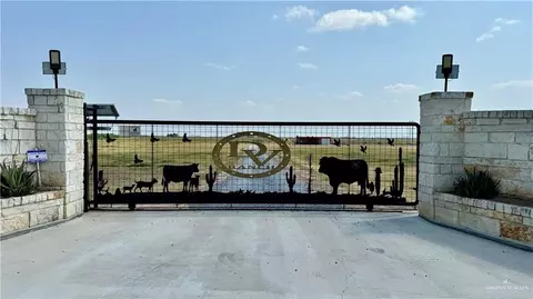 7421 Mile 19 St N, Edinburg, TX 78538