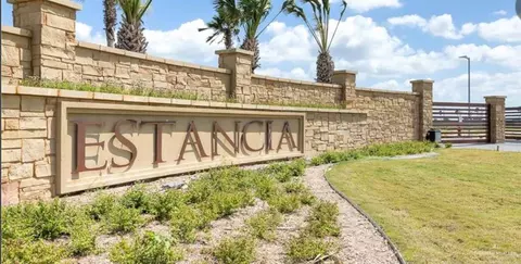 4557 Estancia Pkwy, Mcallen, TX 78504