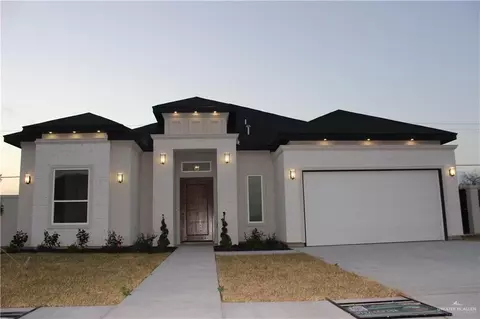 1005 N Buxton Ave, Edinburg, TX 78541