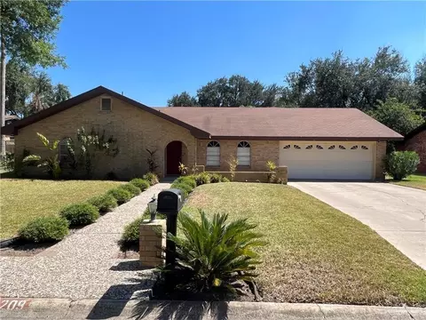 209 W Jonquil Ave, Mcallen, TX 78501