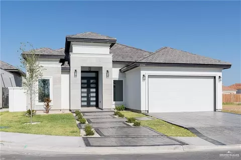 4704 S Waterford Ave, Edinburg, TX 78539