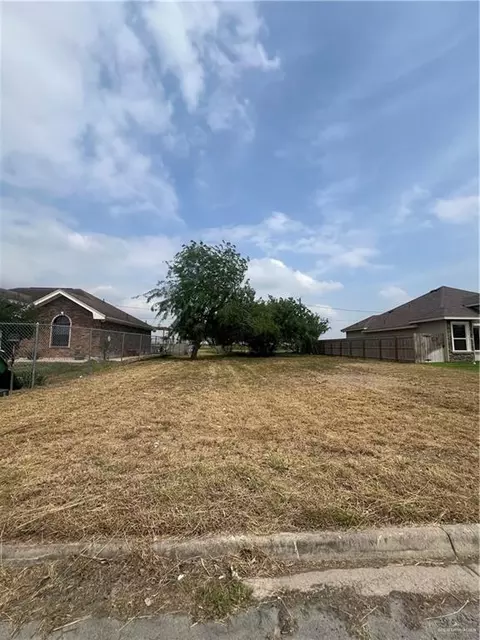 7107 Lila Ave, Pharr, TX 78577