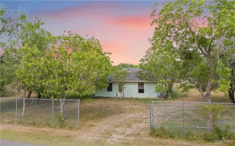 9600 N Minnesota Rd, Palmview, TX 78574