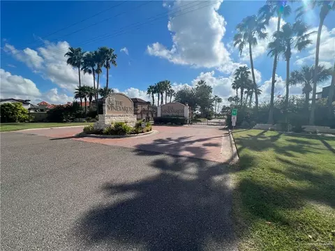 3916 Elk Run Dr, Edinburg, TX 78541